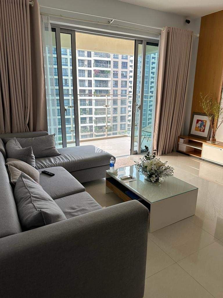 Căn hộ 3PN - Giá 60 triệu - View hồ bơi - 130m2 - View hồ bơi - LH Lavish ngay: 0937 769 ***