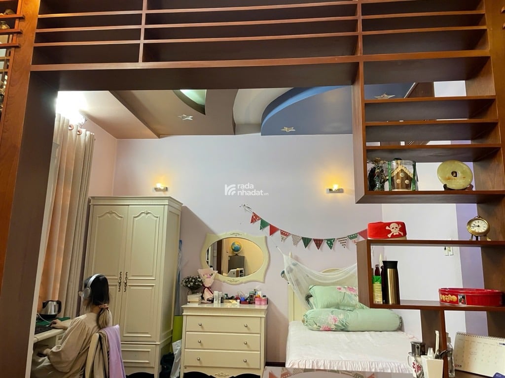KHU SÂN BAY, NGUYỄN TRỌNG TUYỂN, TÂN BÌNH, 95M2 MỚI Ở NGAY. GIẢM 550TR CHỈ 33T TL 