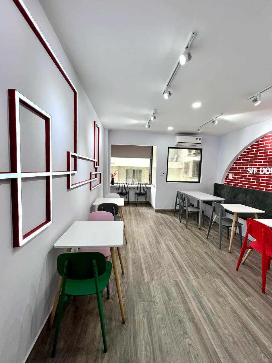  BÁN NHÀ MẶT TIỀN TRẦN HƯNG ĐẠO - KHU PHỐ LỒNG ĐÈN - 2 MẶT TIỀN - NHÀ MỚI ĐẸP