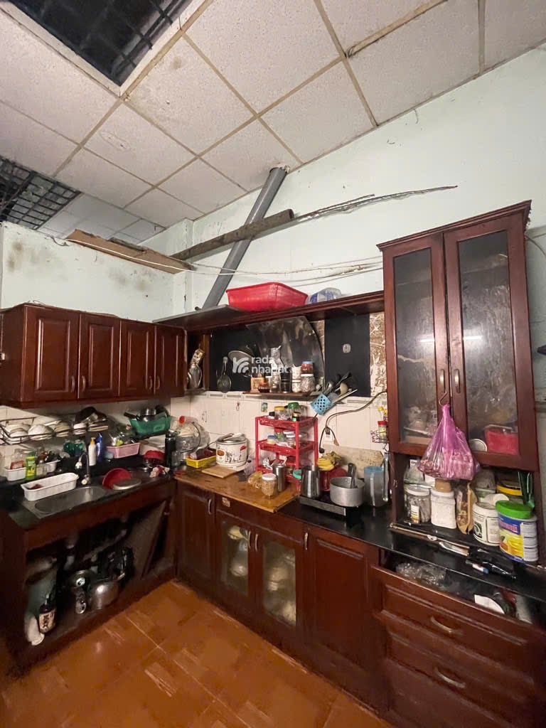 Bán Đất  Diện Tích 102 m2 Tặng Nhà 1 Trệt 1 lửng Ngay Thống Nhất P 16 Quận Gò Vấp