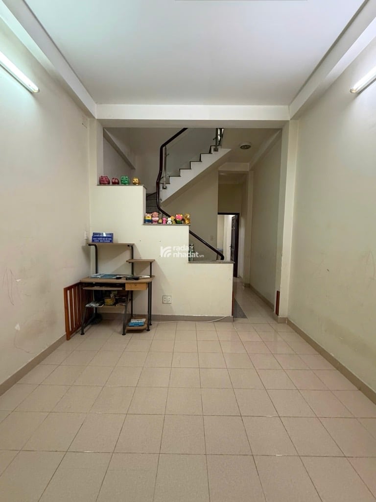 SÁT VÁCH Q11, MTKD LÊ SAO, TÂN PHÚ, 60M2 MỚI Ở NGAY. GIẢM 550TR CHỈ 9.3T TL TỐT