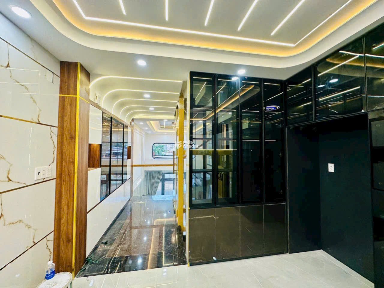 SIÊU PHẨM 5 TẦNG MỚI RA LÒ TẠI P. BÌNH TRỊ ĐÔNG, Q.BÌNH TÂN