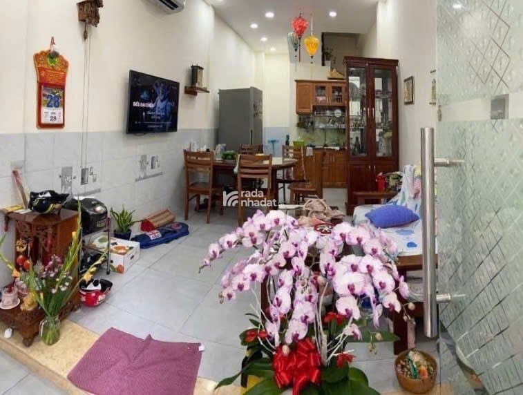 Nhà hẻm Ô tô Nguyễn Đình Chiểu - QUẬN 3 - 3.3 x 9 m -8.5 tỷ