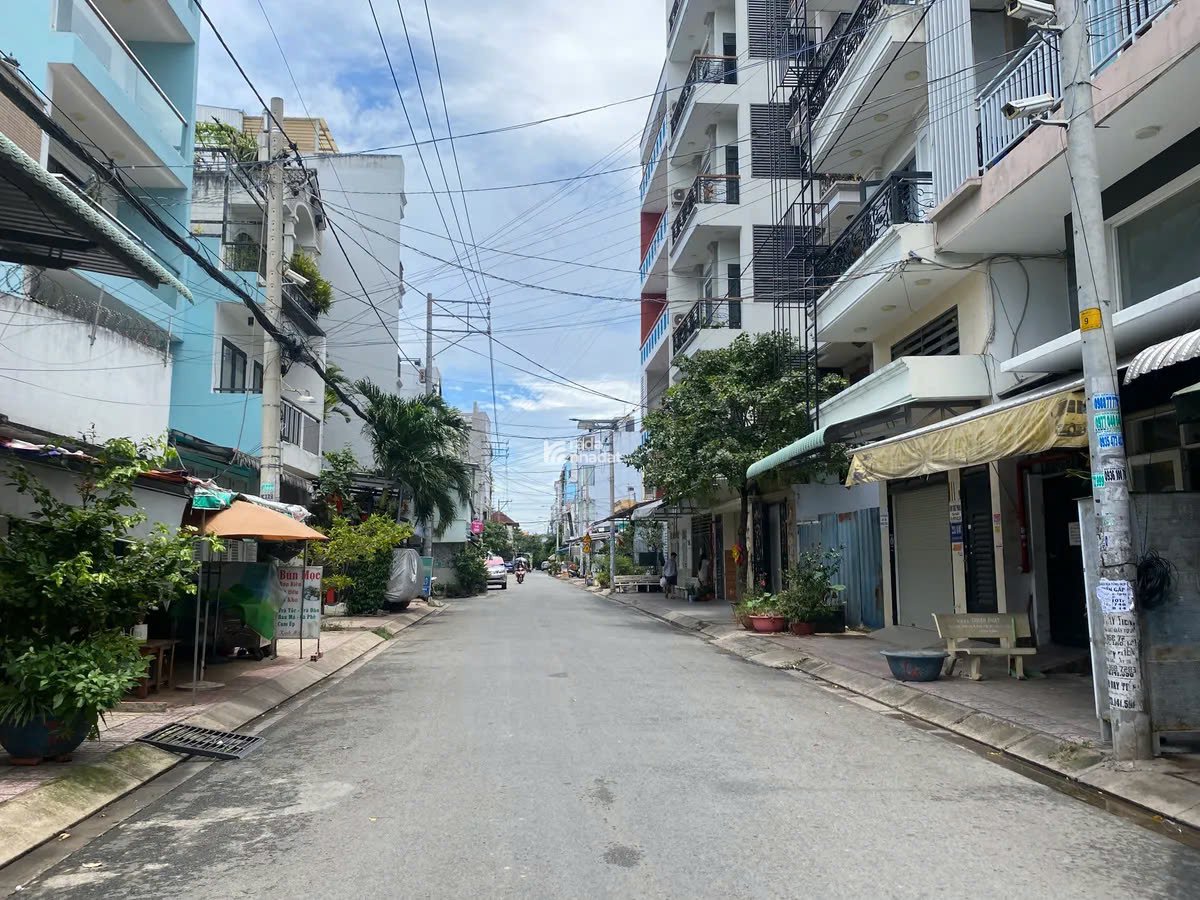 Nhà 4 Tầng, Hẻm 10m Nguyễn Hữu Tiến, 86m2, 5x17.5, tiện ở KD, giá mềm