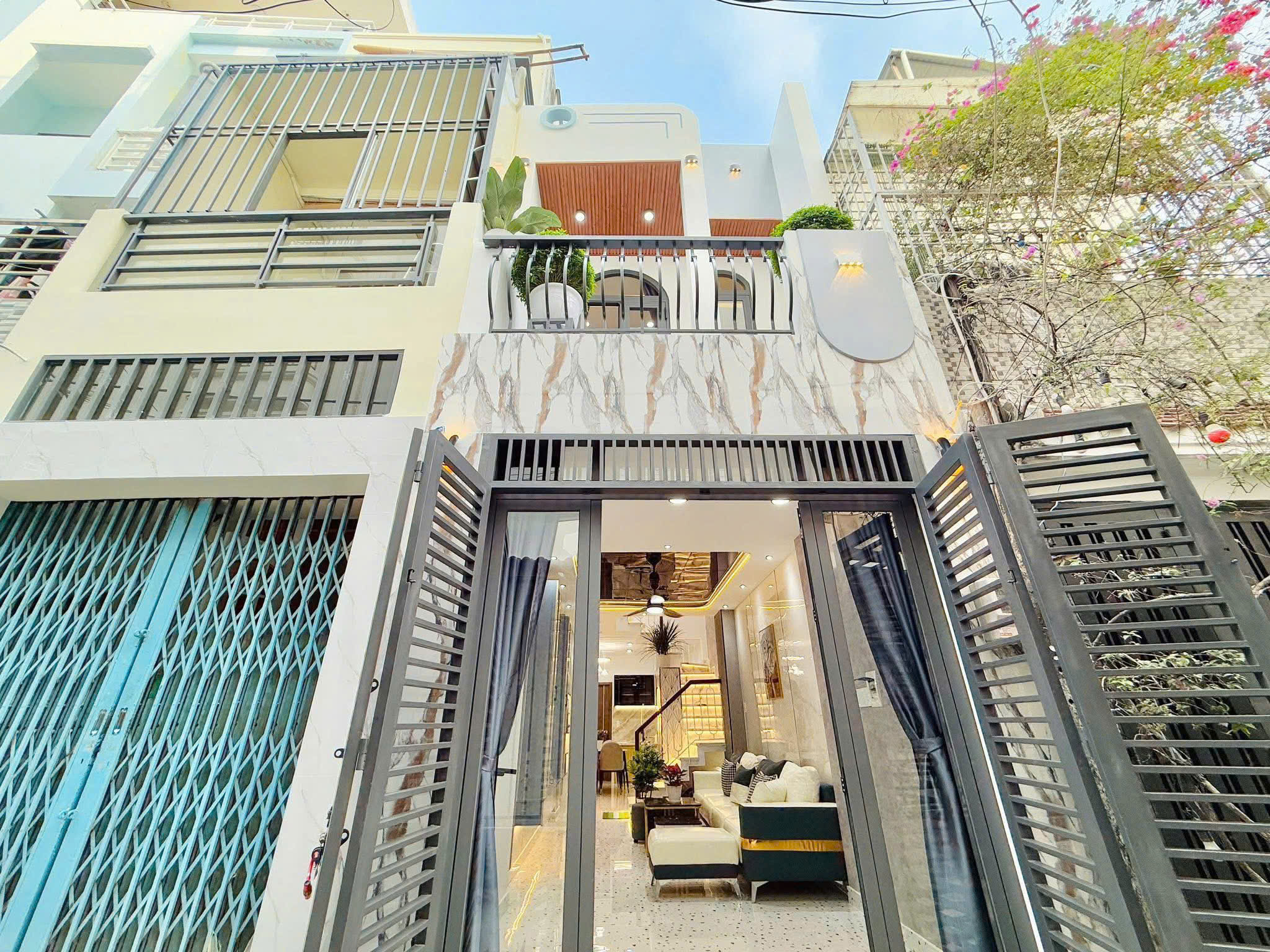 Siêu phẩm Lê Văn Sỹ P14 Q3  GIÁ 3TỶ5, sở hữu ngay nhà ở, HXH, trung tâm SG,  LH để xem nhà