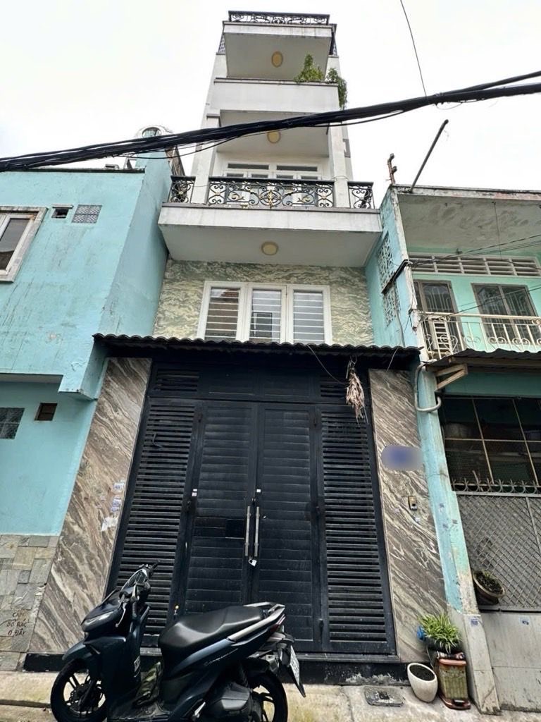 Ngang 3.8 x 7m - Hẻm nhựa, ô tô đi qua nhà thoải mái, hẻm thông.- KC: Trệt , Lững (P.Bếp 1WC) , 2 L