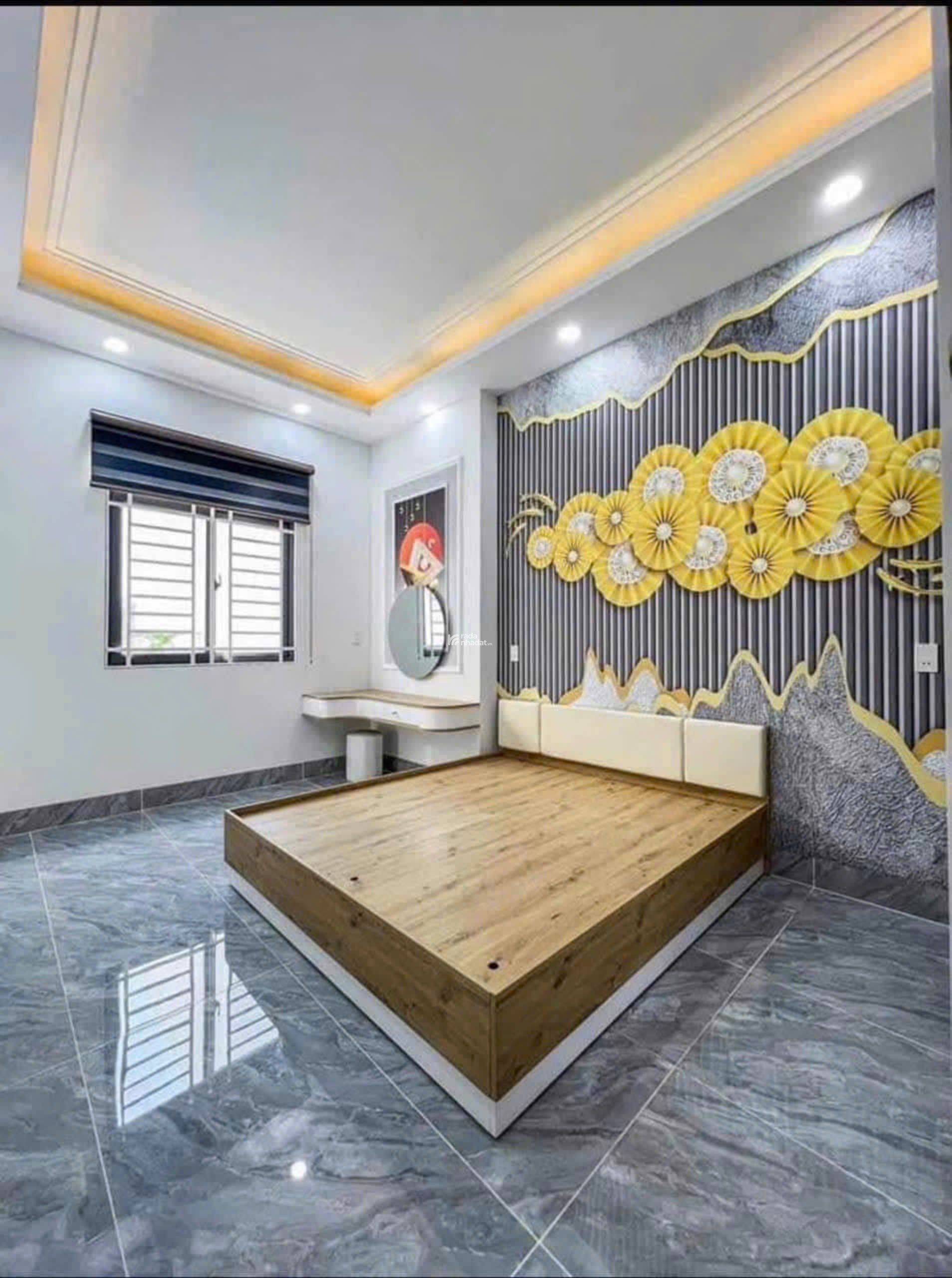 Sắp đi nước ngoài bán nhà đường Yên Thế - Tân Bình / 60,4m2 / Giá 5 Tỷ 880