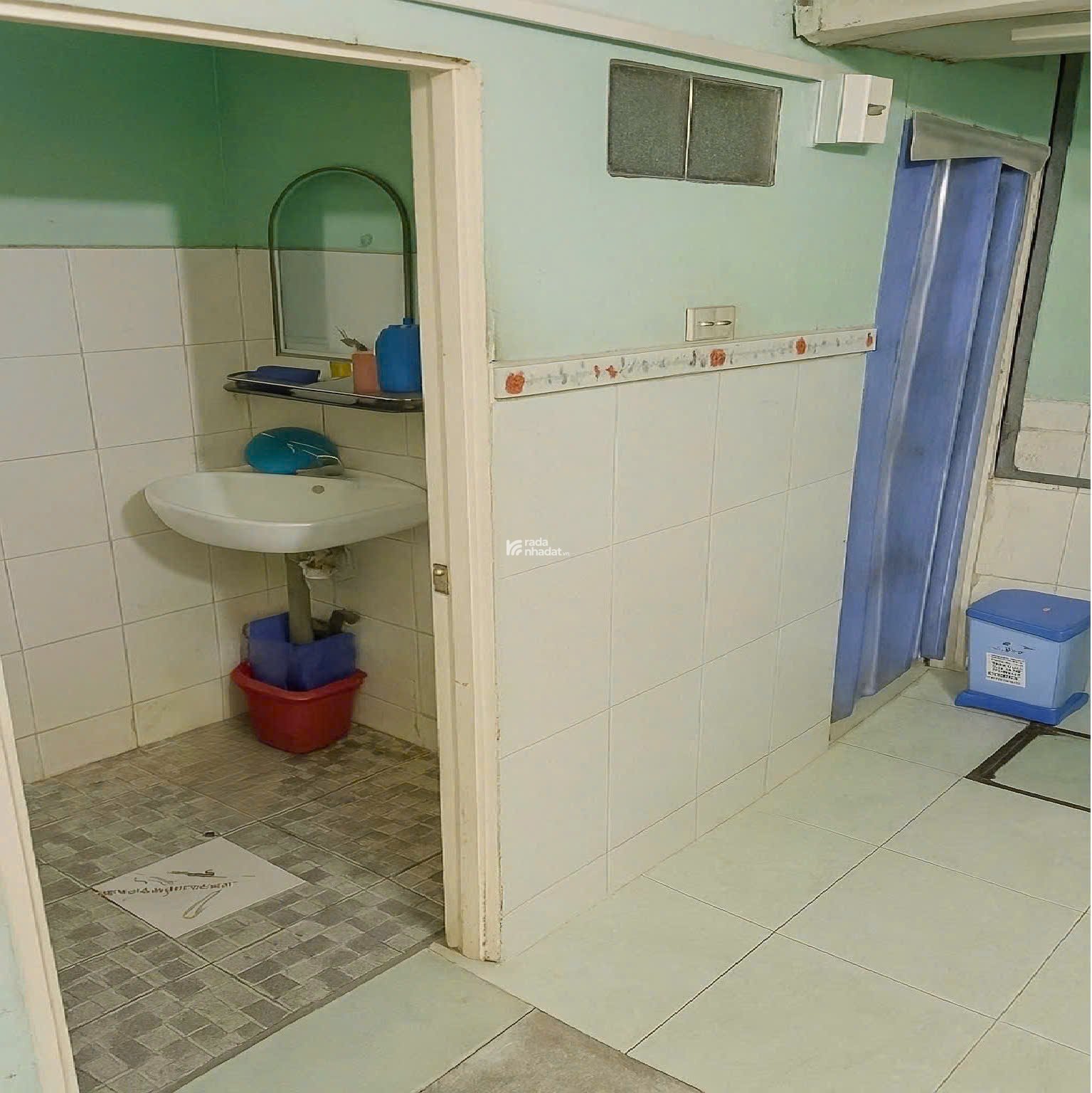 Bán nhà hẻm Bạch Mã - QUẬN 10 - 3.2 x 6 m - Giá 3.9 tỷ