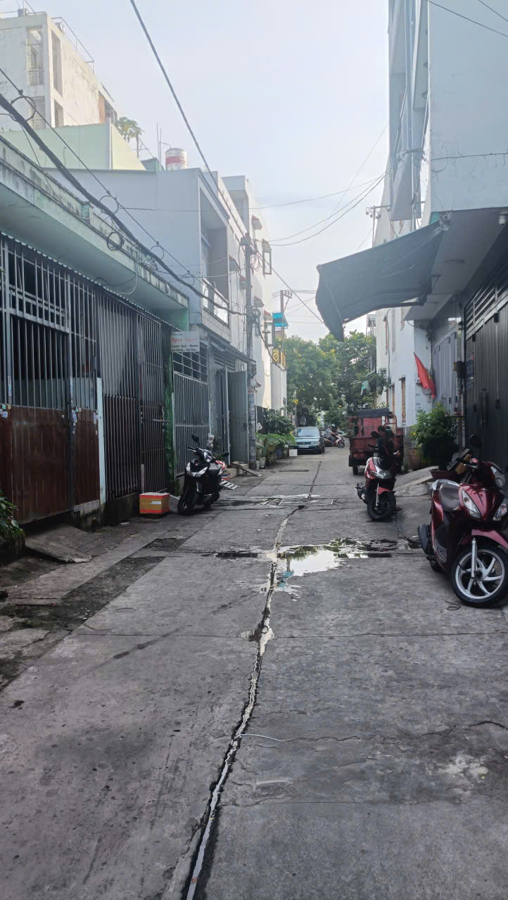 BÁN NHÀ HXH NGUYỄN SƠN,TÂN PHÚ (4,5m x 15m x2 TẦNG) GIÁ 6.88 TỶ TL