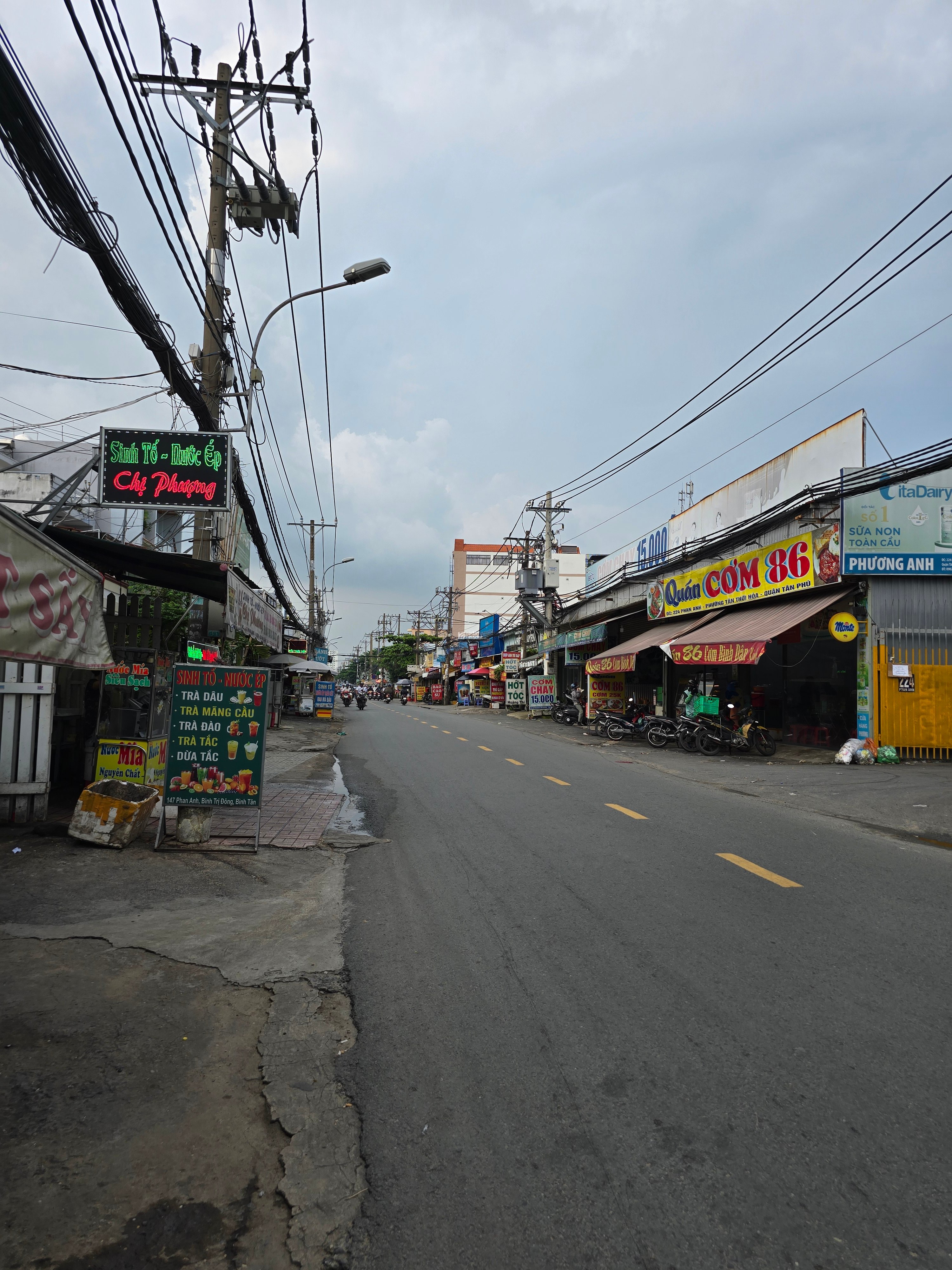 NHÀ Hẻm Oto Tận Cửa - Phan Anh, Giáp Ngã Tư Bốn Xã, 3 Tầng-45m2, Giá 3,9 Tỷ (TL Chủ)