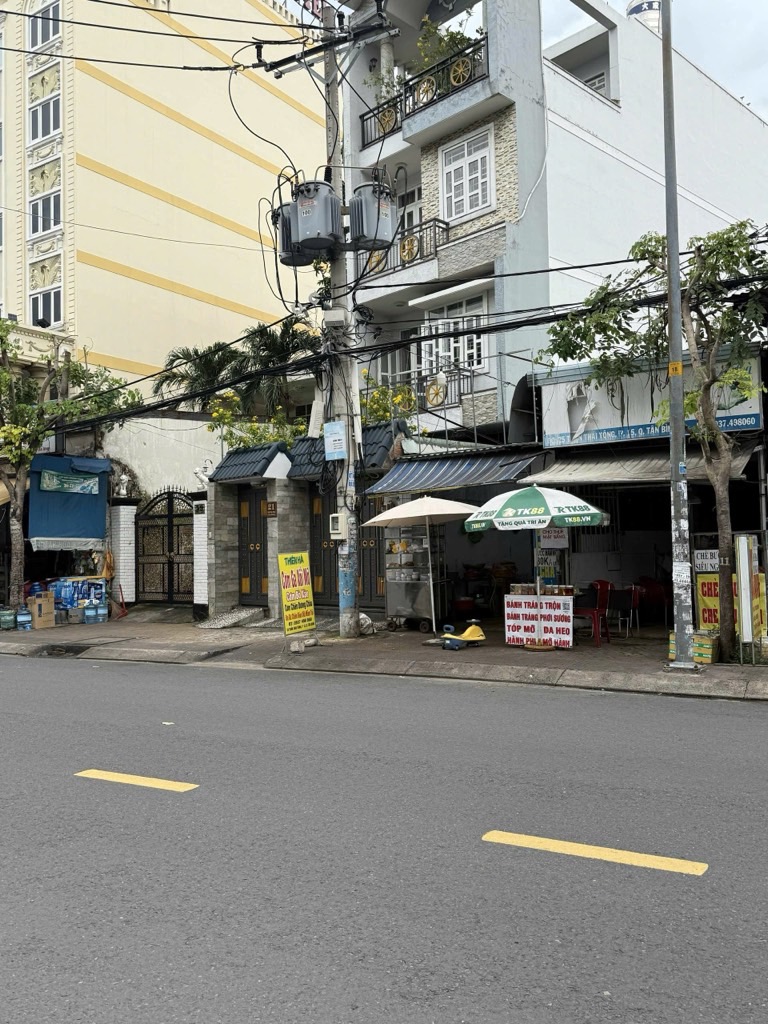 MẶT TIỀN NGAY SÂN BAY - THÍCH HỢP XÂY MỚI CAO 