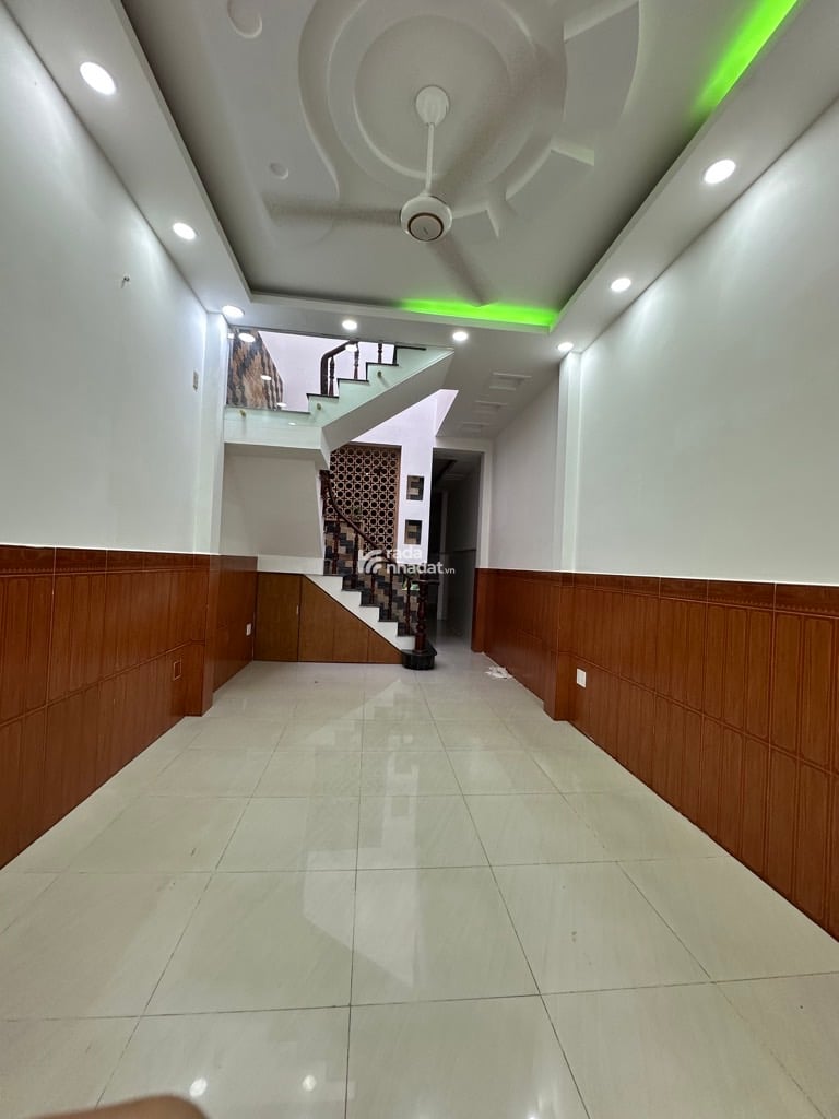 BÁN NHÀ  Liên khu 5-6 Bình Hưng Hòa- Bình Tân  DTSD: 91M2. 2 TẦNG . 3.5 26     GIÁ: 6.3 tỷ TL     