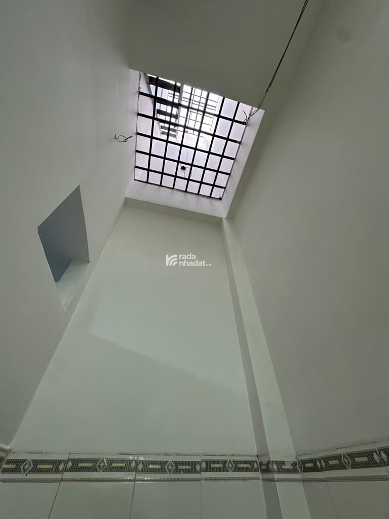 BÁN NHÀ  Liên khu 5-6 Bình Hưng Hòa- Bình Tân  DTSD: 91M2. 2 TẦNG . 3.5 26     GIÁ: 6.3 tỷ TL     