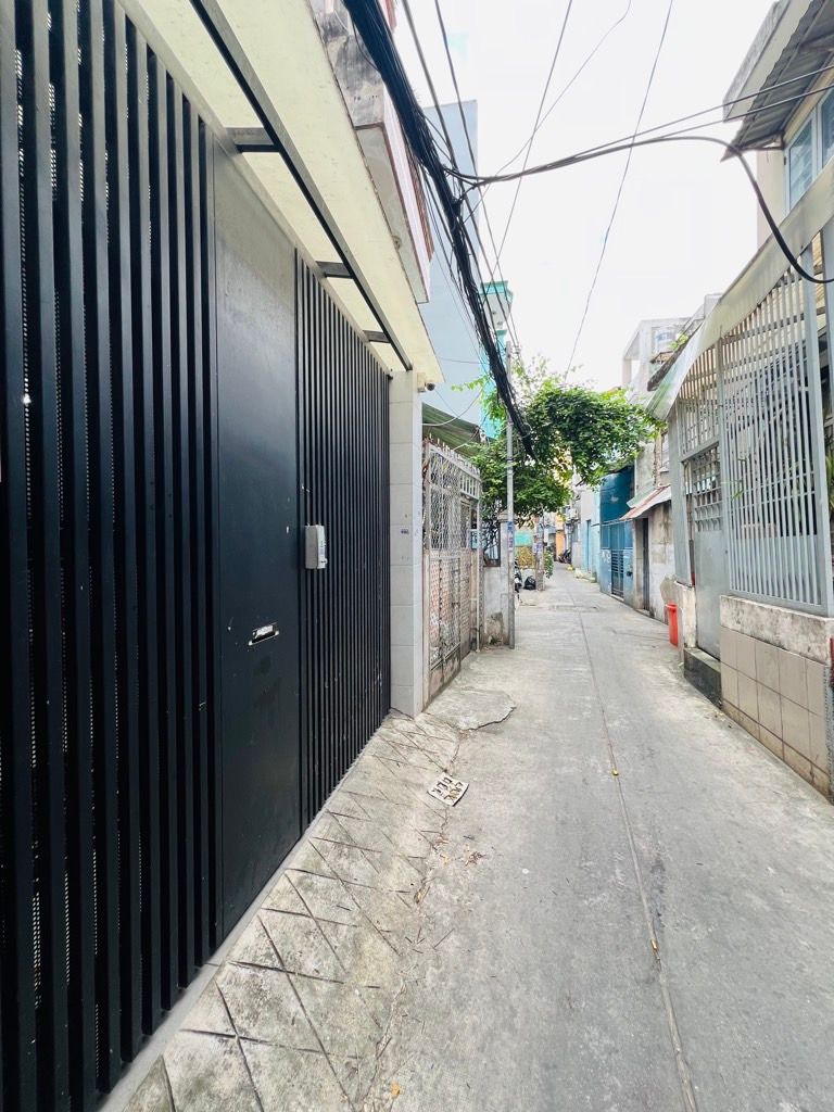 Nhà đẹp 5 tầng 85m2(4x21)-Hậu giang-giá 10 tỷ