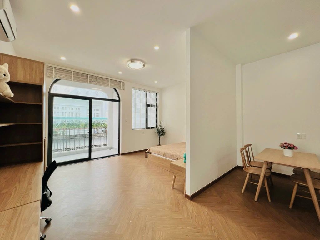 Nhà đẹp 5 tầng 85m2(4x21)-Hậu giang-giá 10 tỷ