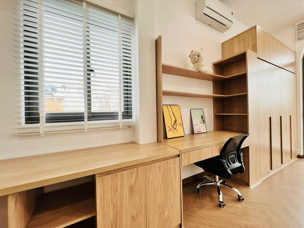 Nhà đẹp 5 tầng 85m2(4x21)-Hậu giang-giá 10 tỷ