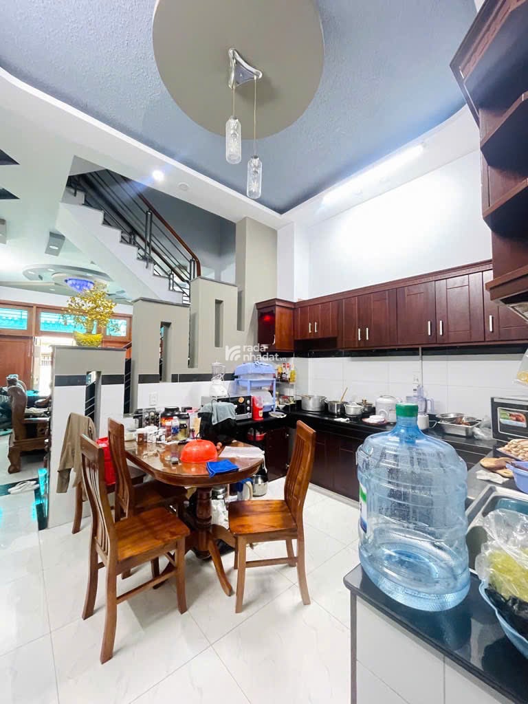 Chính Chủ Bán Gấp Nhà Phố 3 Tầng Ngay Nguyễn Thị Đặng Và TTH07 Tân Thới Hiệp Quận 12