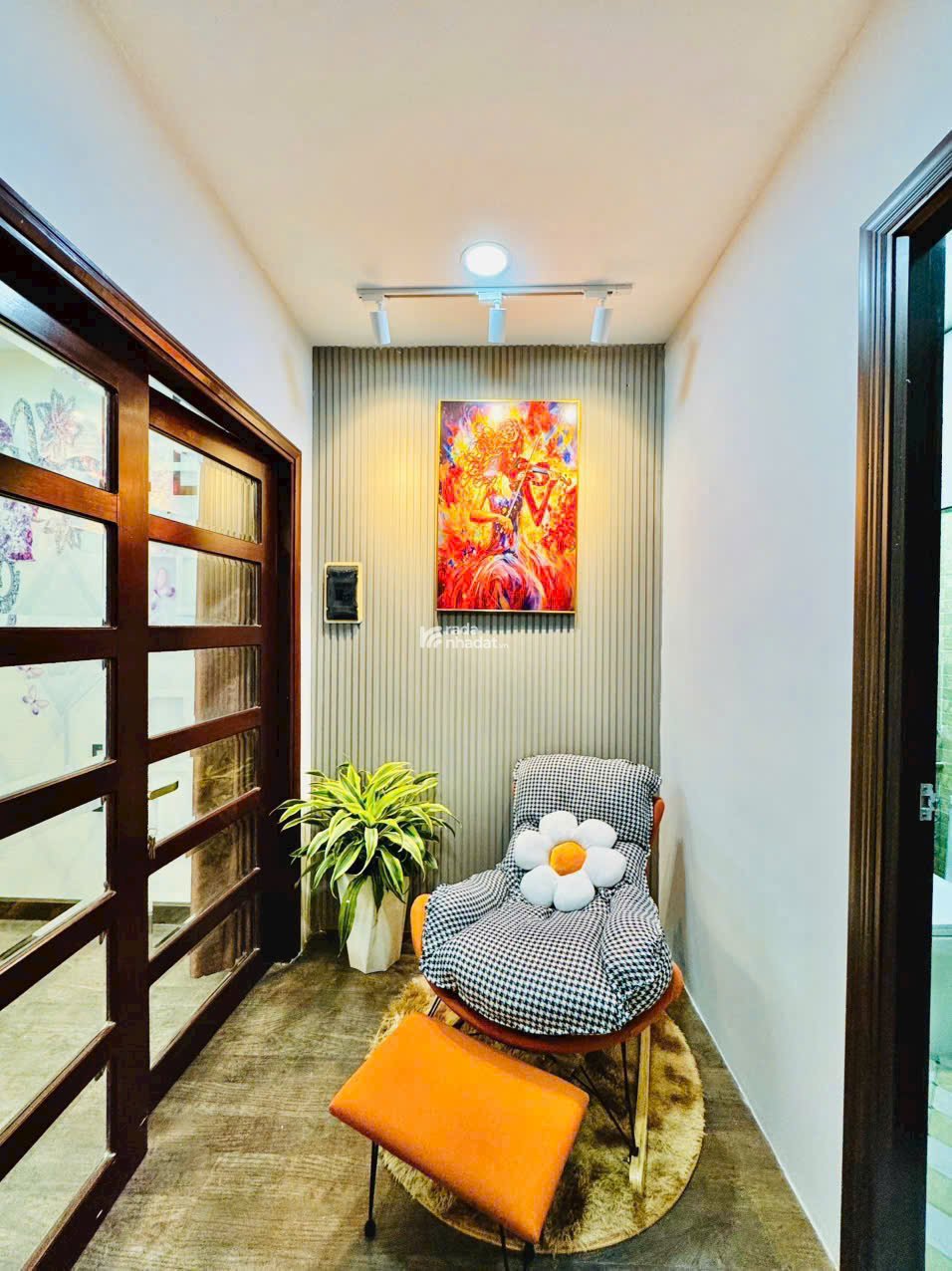 Bán nhà đẹp- 2 tầng- HXH đường Thống Nhất- DT 44m2- Giá hơn 4 tỷ