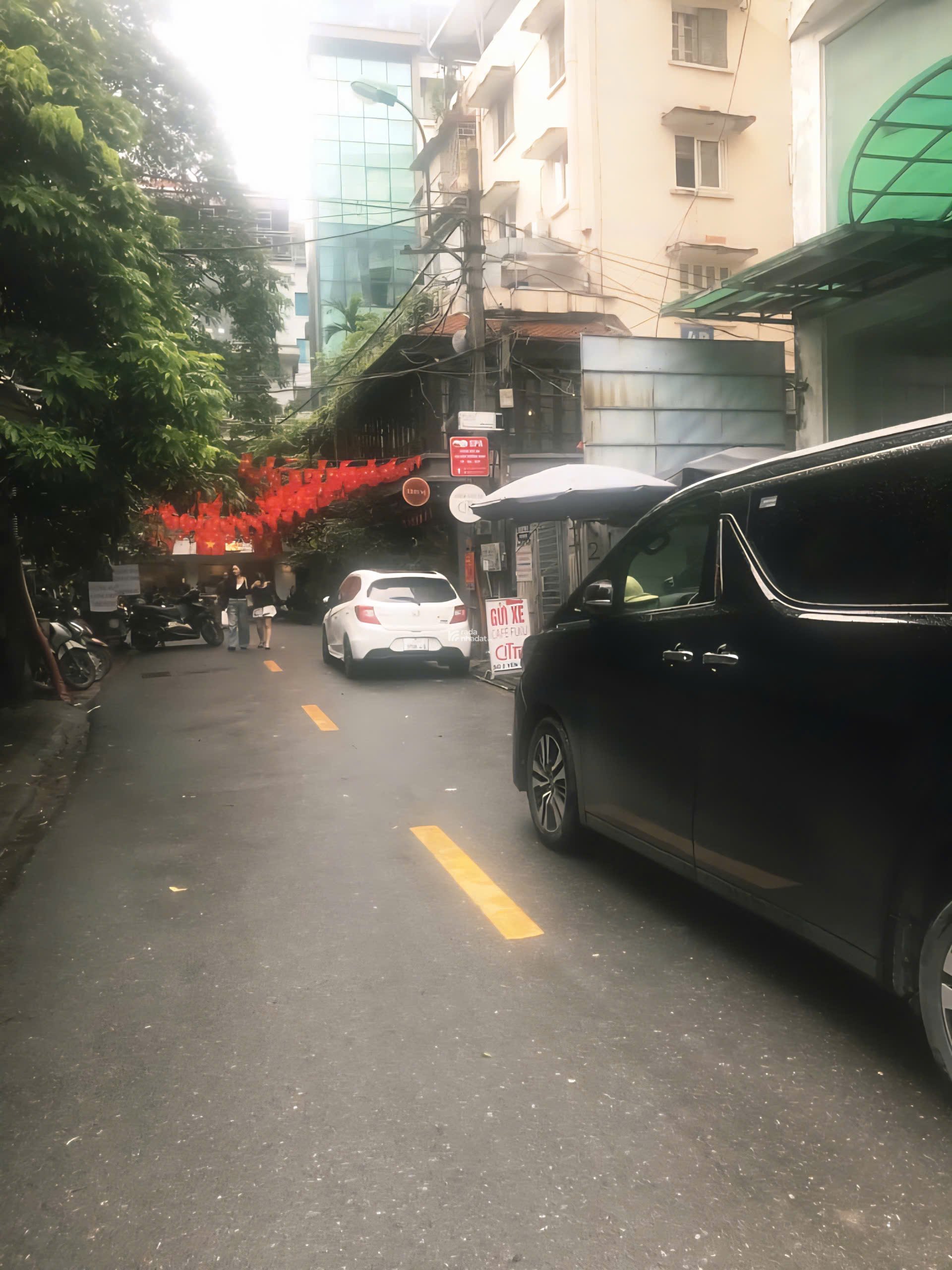 Cực hiếm nhà lô góc Hoàng Hoa Thám gần phố 2 thoáng 47m2 x 4 tầng hơn 10 tỷ