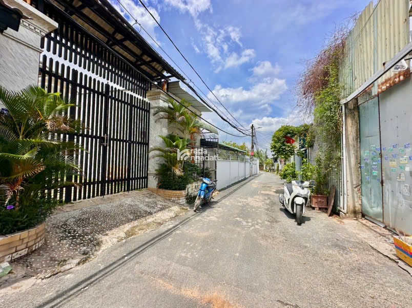  BÁN NHÀ 4 TẦNG HẺM XE HƠI DƯƠNG ĐÌNH HỘI , CÁCH ĐỖ XUÂN HỢP, VÀNH ĐAI 2 CHỈ 100m , GIÁ 7,3 TỶ