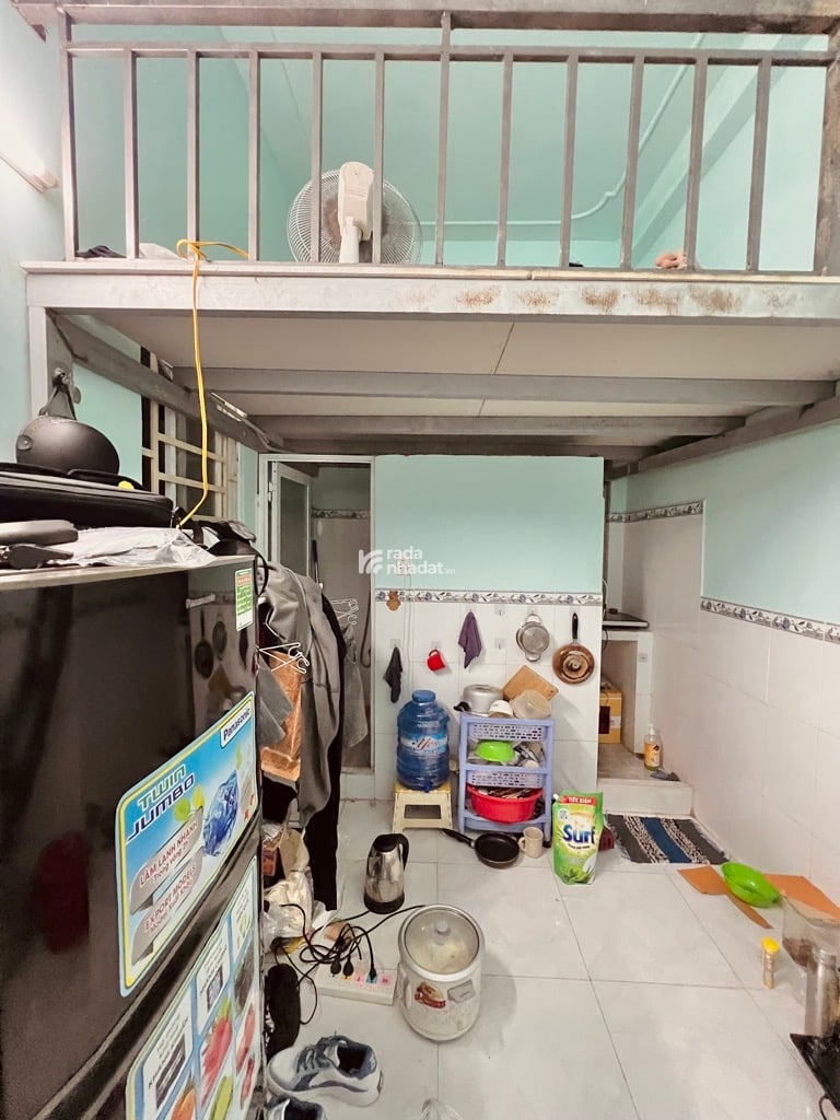 BÁN CĂN HỘ DỊCH VỤ 3 TẦNG SÁT KHU TÊN LỬA 140M2 NGANG KHỦNG 8M THU NHẬP 50TR/TH NHIK 6 TỶ