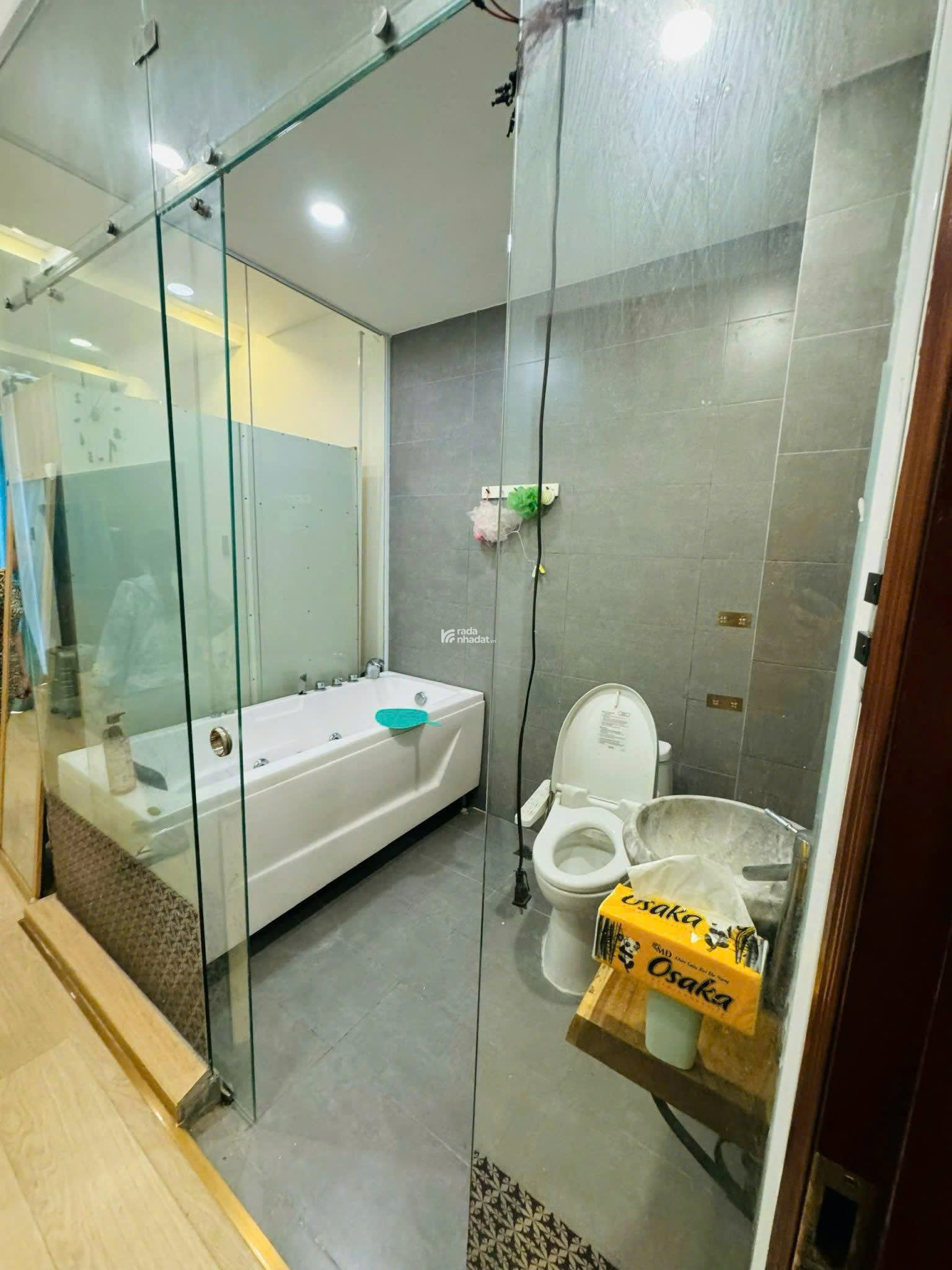 BÁN NHÀ HẺM 3 GÁC - 8.5 tỷ 5 tầng - có thang máy