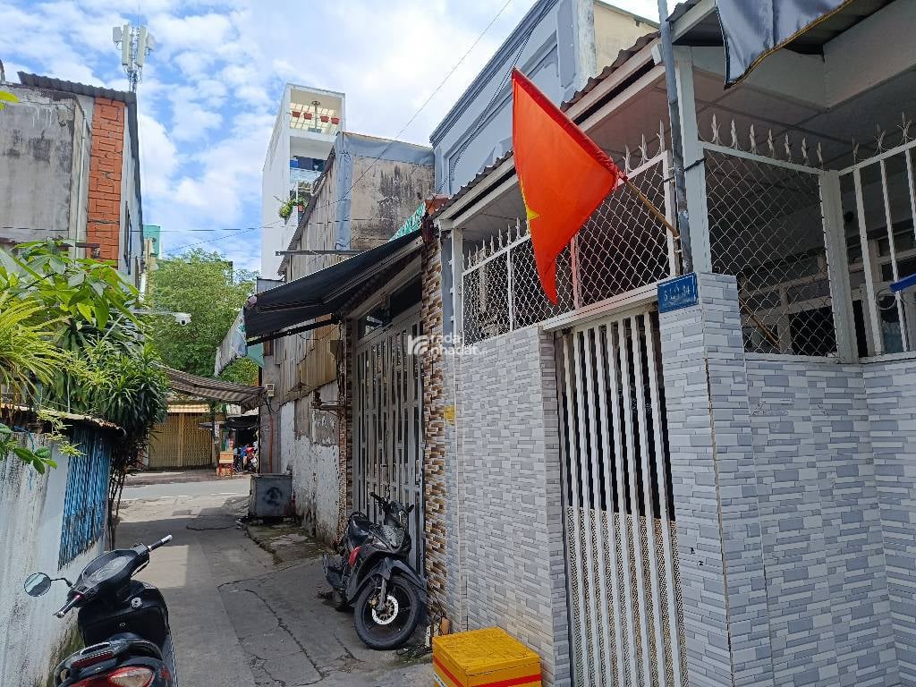 BÁN NHÀ HẺM 20 PHẠM THẾ HIỂN, P.4, QUẬN 8, 50M2