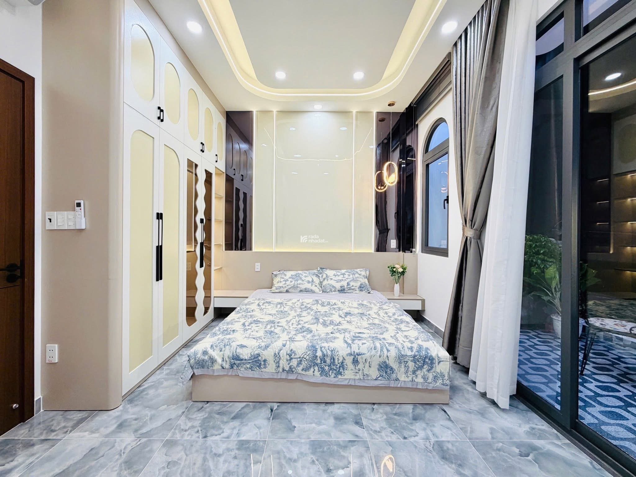 NHÀ PHỐ HẺM XE HƠI PHAN HUY ÍCH – XÂY MỚI 4 TẦNG – NGANG 5M RỘNG THOÁNG – FULL NỘI THẤT CAO CẤP