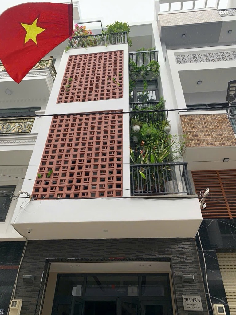 HƯƠNG LỘ 2 -HẺM NHỰA 6M - KHU PHÂN LÔ ĐỒNG BỘ CAO CẤP -  XE HƠI NGỦ TRONG NHÀ 