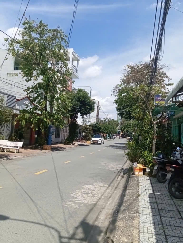 Bán Nhà Mặt Tiền Phước Bình Quận 9 - 90m2 - 3PN - Giá Chỉ 10.XX Tỷ