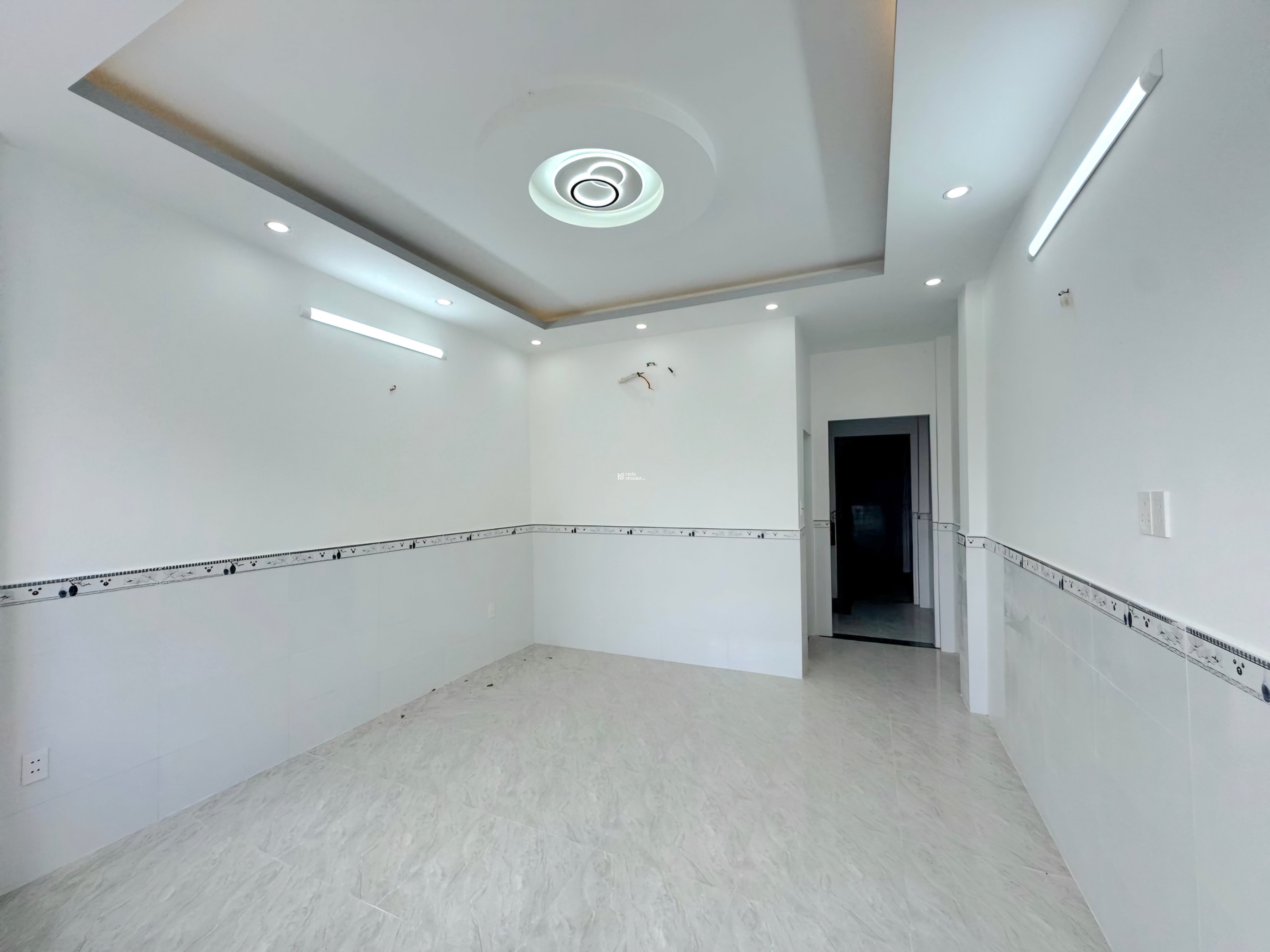 Bán nhà Tân Phú - chỉ 6T - 60m2 - 3 tầng BTCT ,HXH