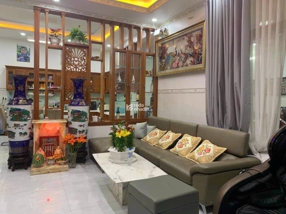 BIỆT THỰ gần MẶT TIỀN HỒNG BÀNG - 207M2 (15x14M) - 3 TẦNG MÁI ĐÚC, 7 PHÒNG, 8WC - CÓ THANG MÁY, GAR