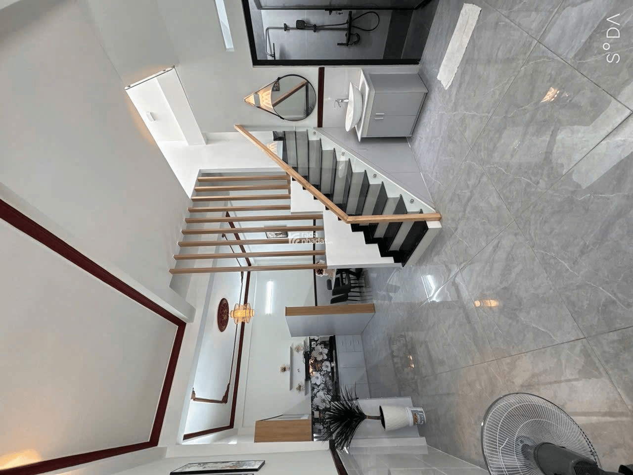 Lý Thánh Tông, 62m2 ngang 5.2m, 3PN full nội thất, xe hơi trong nhà, chỉ 7.6 tỷ TL