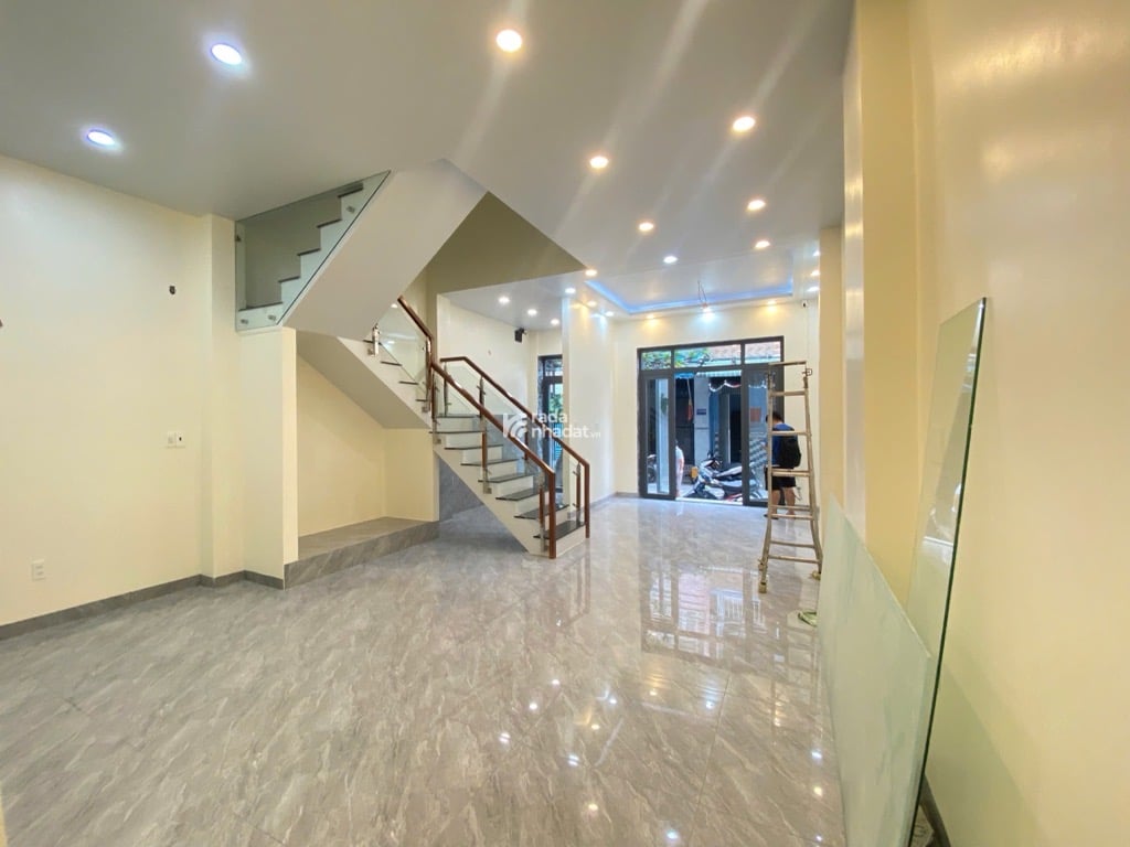 NGANG LỚN HƠN 5M THOÁNG - HẺM XE TẢI 7M - GIÁP TÂN PHÚ - SÁT AOEN MALL TÂN PHÚ - 4 TẦNG