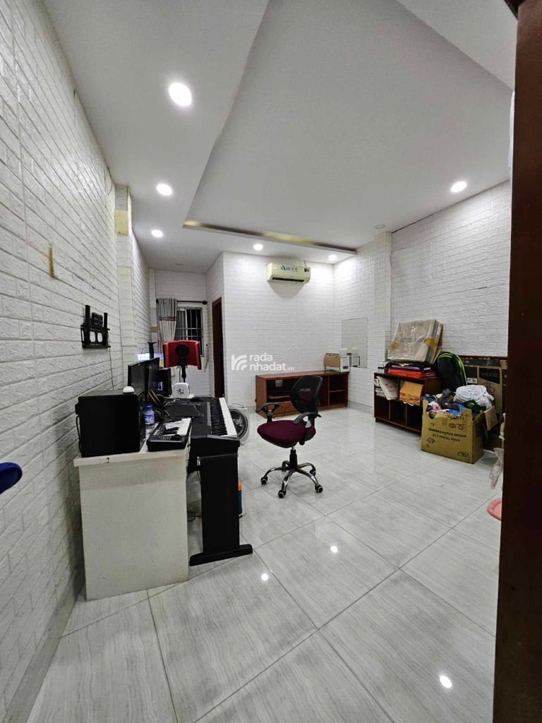 NHÀ 4 TẦNG 79M2(3.9X20)-HẺM 4M HẬU GIANG-GIÁ 7.9 TỶ