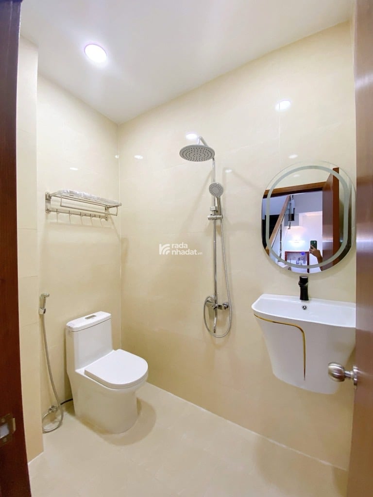 4 TẦNG MỚI ĐẸP - NGANG 6M - 6PN - GẦN MẶT TIỀN LÊ VĂN SỸ - VÒNG XOAY LĂNG CHA CẢ - FULL NỘI THẤT 