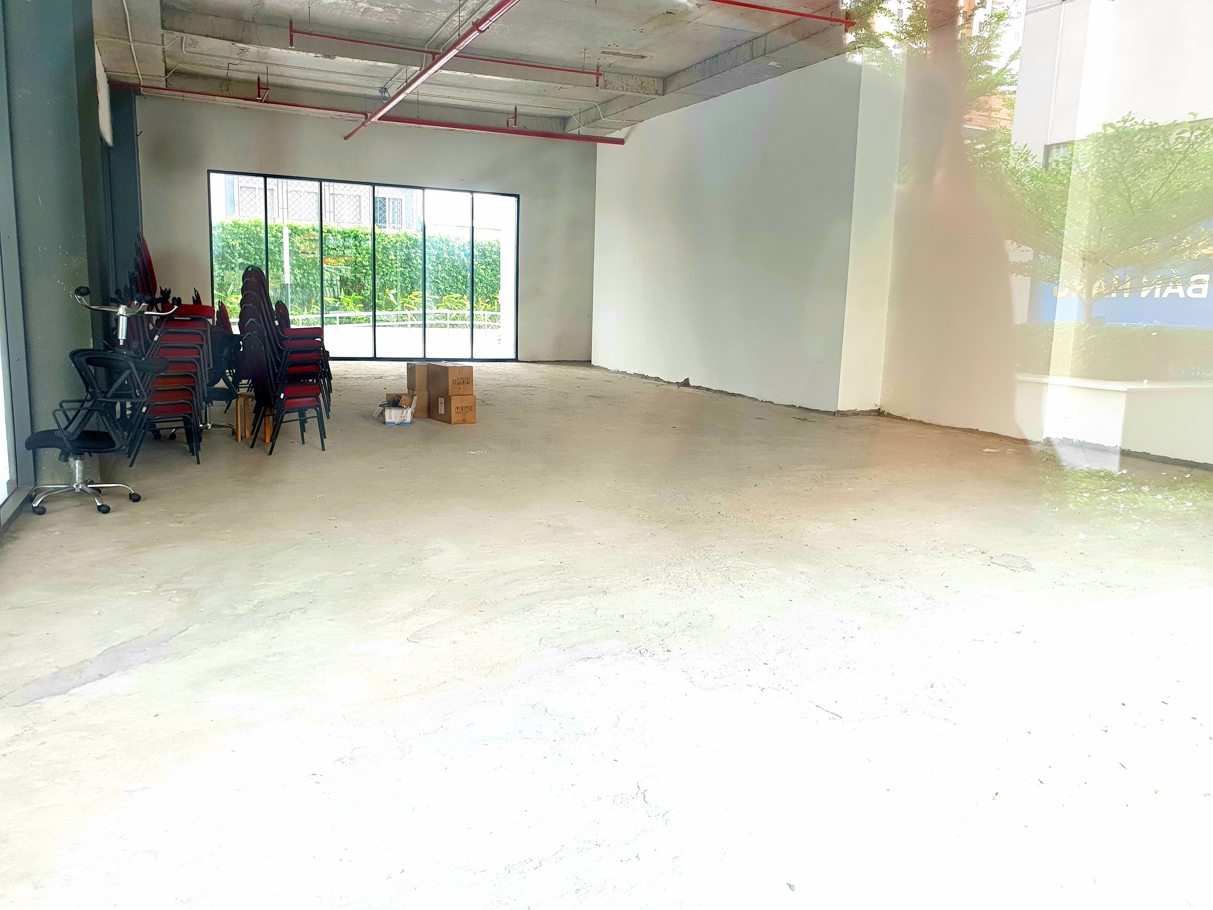 Cho thuê Shophouse lớn 1052m2 De Capella Quận 2 410 triệu/tháng