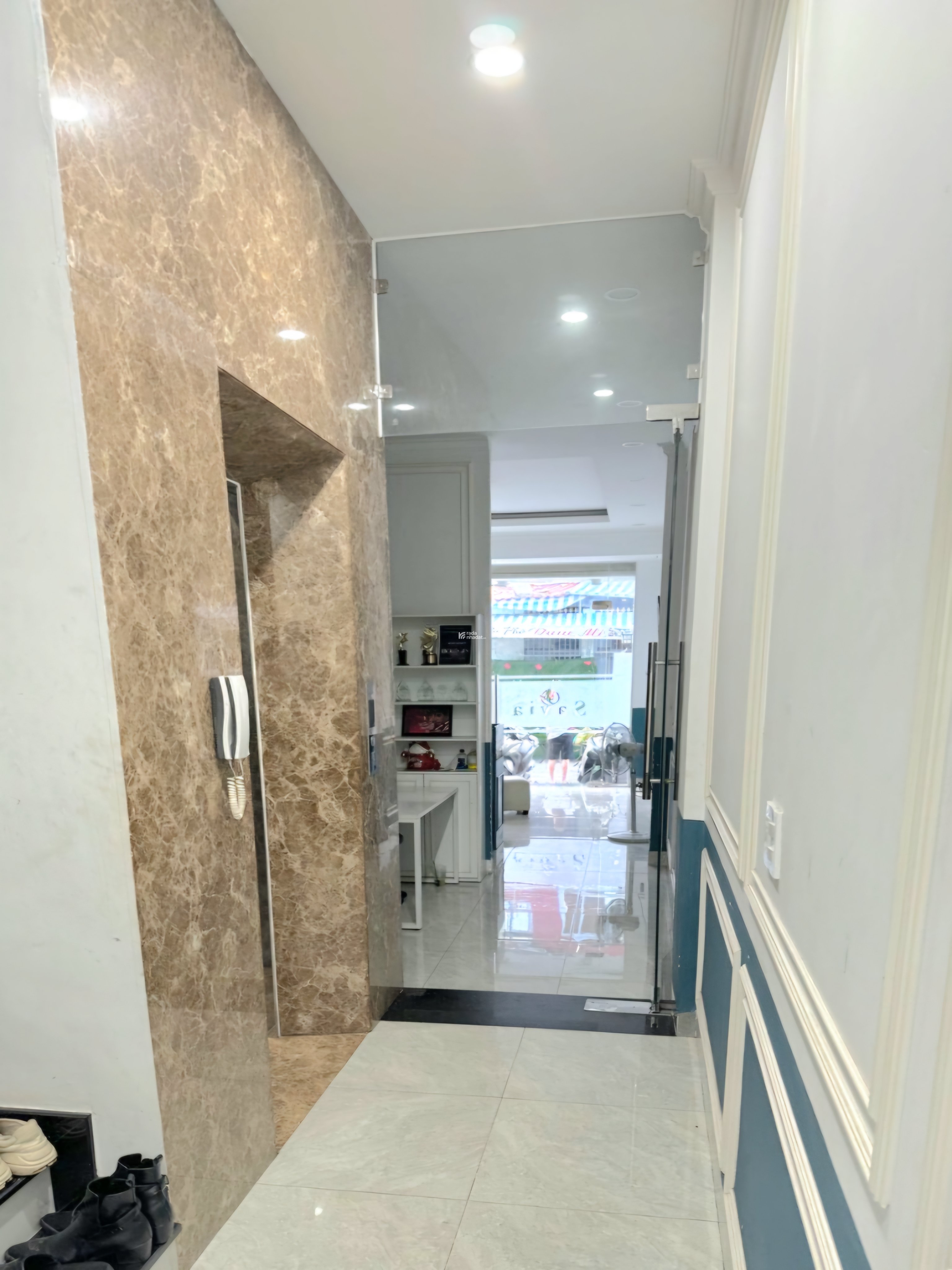 BÁN NHÀ ĐẸP 5 TẦNG THANG MÁY - 4x 25M - HXT NGAY MẶT TIỀN - DÁ 10T