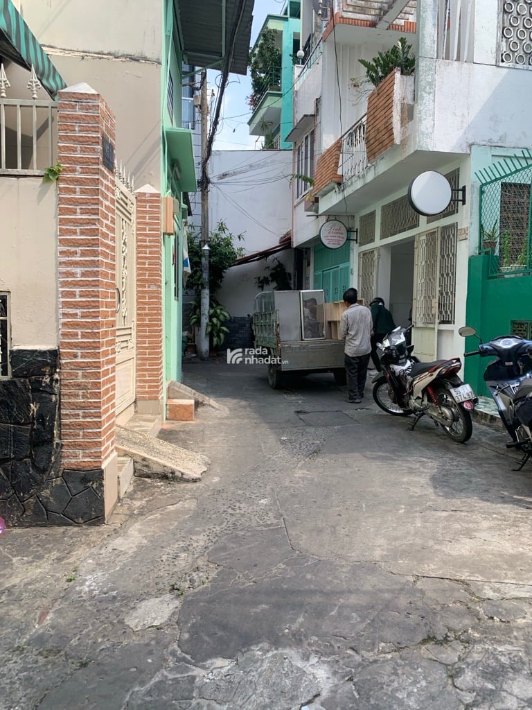 Vị Trí Vàng 3/2 Quận 10, Nhà Đẹp Vuông Vức, 3 Tầng BTCT, 44m2 - Hẻm 4m Thông, Thanh Khoản Cao 