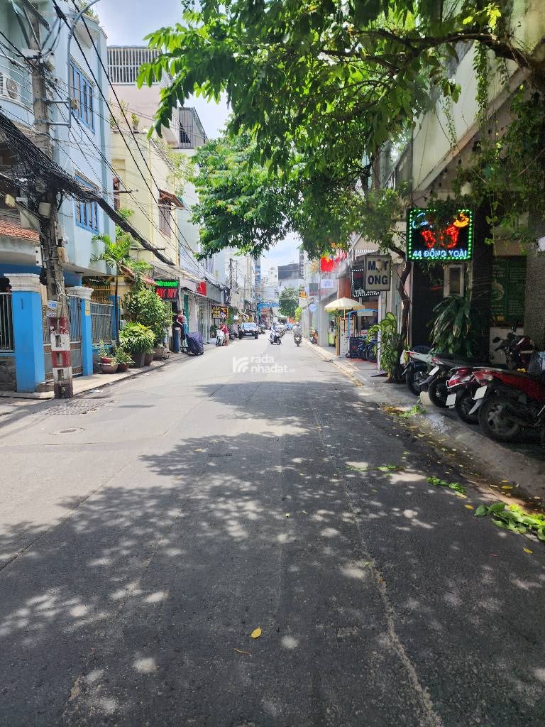 NGAY ETOWN CỘNG HÒA, SÁT HXH ĐỒNG XOÀI, TÂN BÌNH, 31M2 CÓ KC Ở NGAY. GIẢM 350TR CHỈ 4.8T TL 