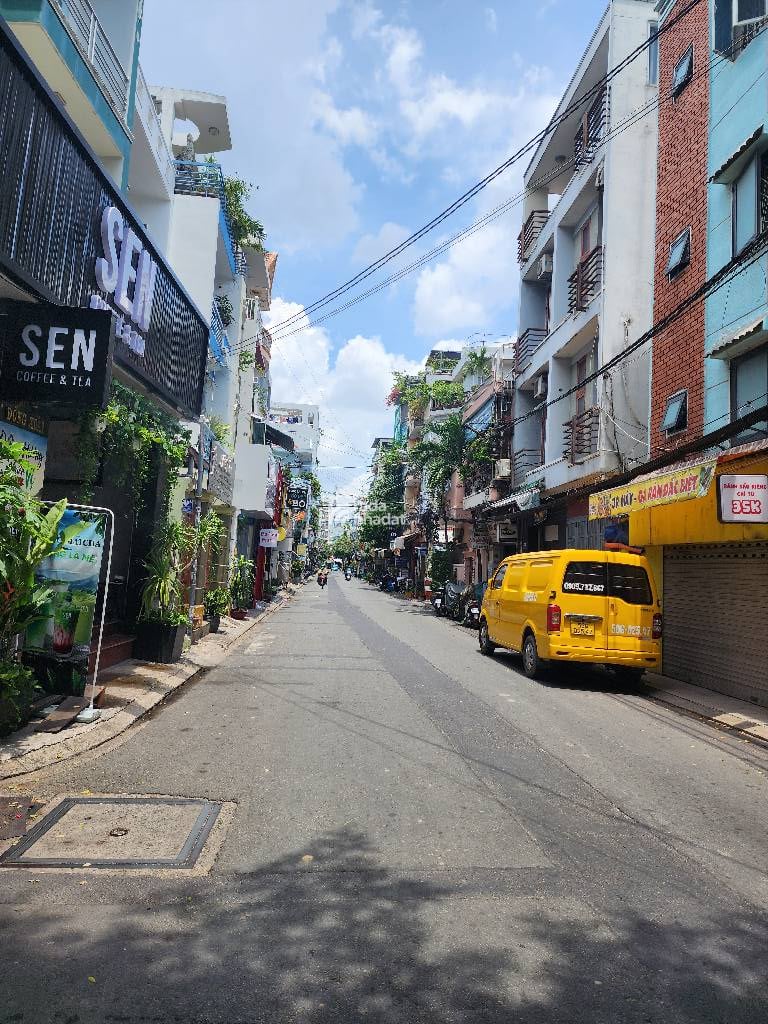 NGAY ETOWN CỘNG HÒA, SÁT HXH ĐỒNG XOÀI, TÂN BÌNH, 31M2 CÓ KC Ở NGAY. GIẢM 350TR CHỈ 4.8T TL 