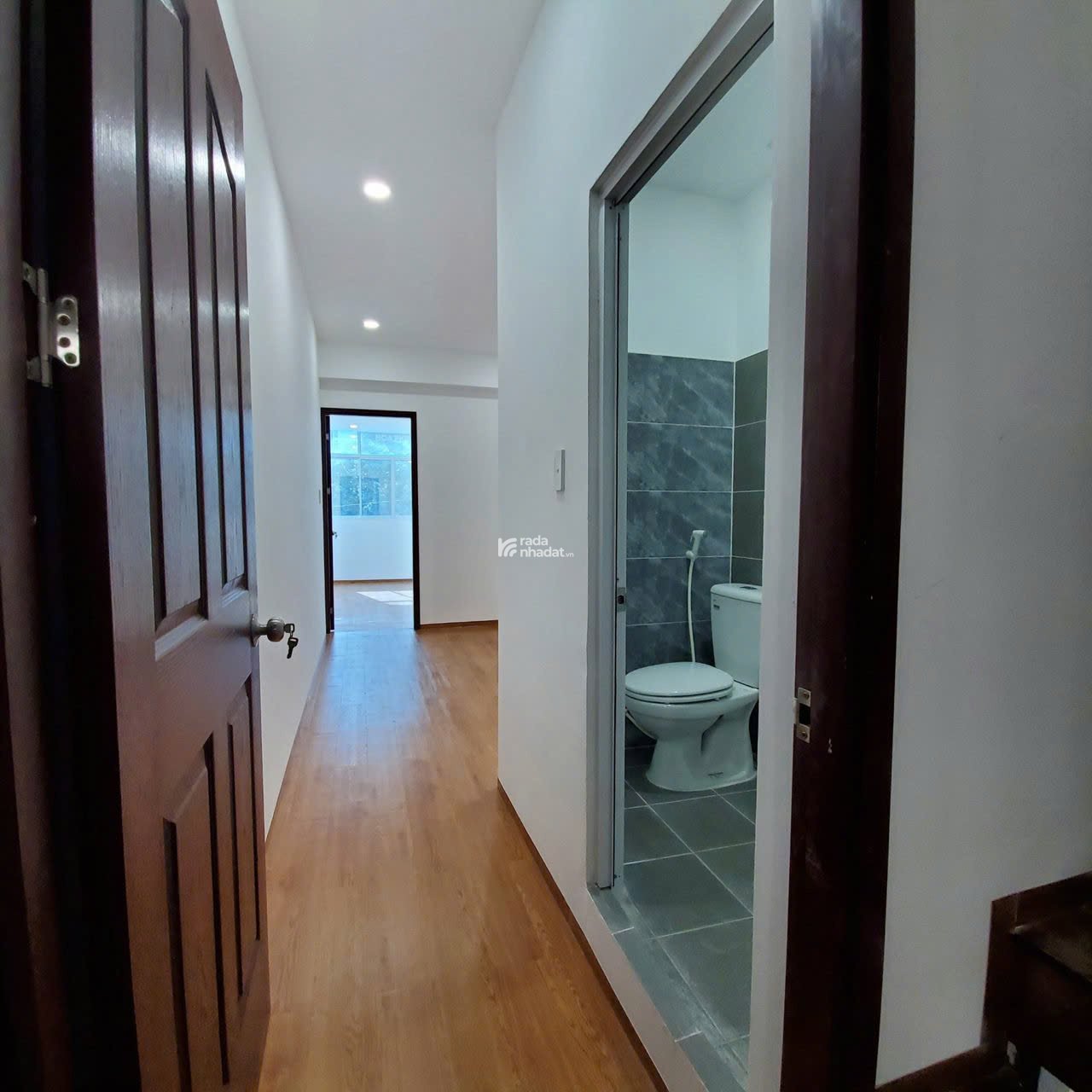 Nhà mới MT Hùng Vương, Q10, chỉ 265tr/m2 kèm HĐ thuê 30Tr