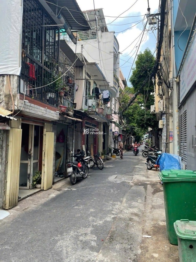 NGAY NHÀ GA T3, MTKD TRẦN VĂN DƯ, TÂN BÌNH, TIỆN XÂY. GIẢM 350TR CHỈ 3.1T TL 