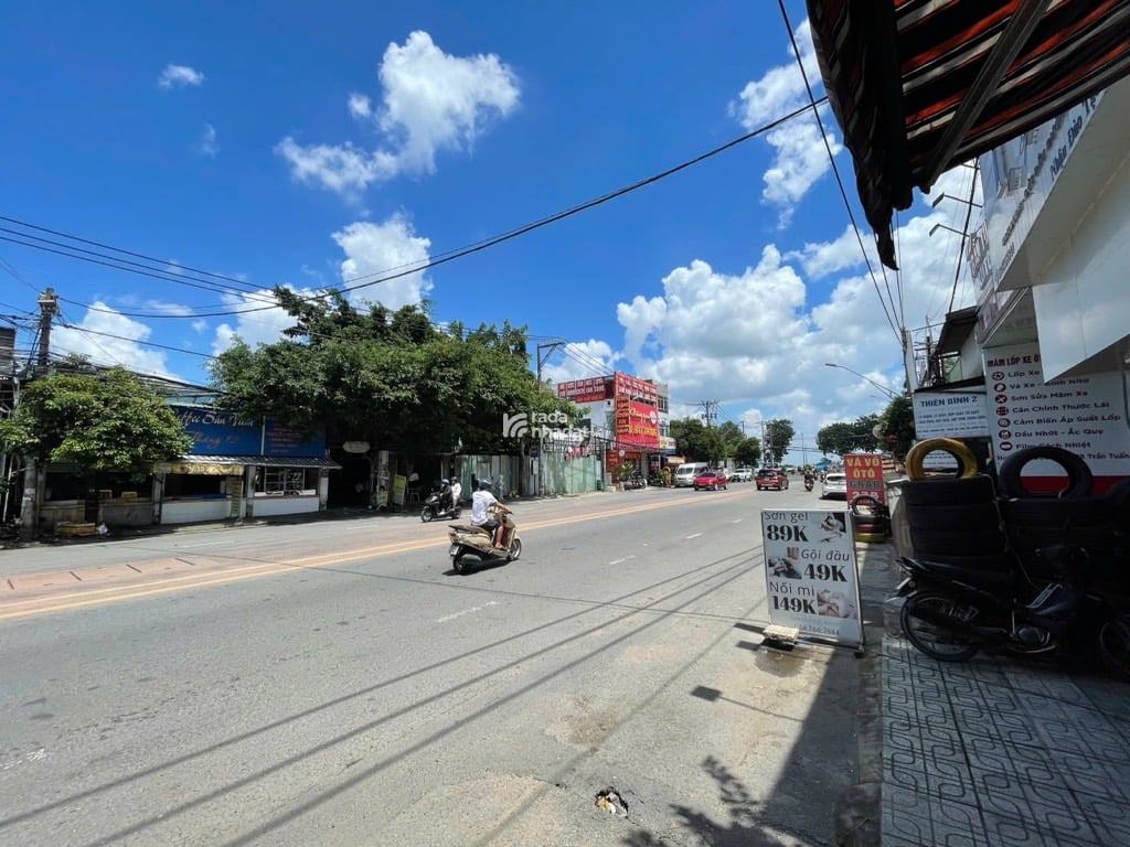 MTKD CHẾ LAN VIÊN, TÂN PHÚ, 240M2 NGANG CHUẨN 4M. GIẢM 550TR CHỈ 30T TL TỐT