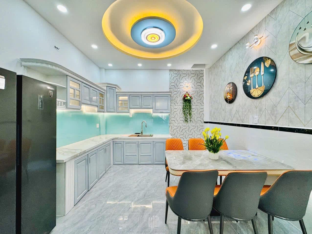 Sang nhượng nhà 64m2 đường số 20,Gò Vấp xây 3 tầng giá 3tỷ050.Gần chung cư Hà Kiều. Hẻm 6m.Sổ riêng