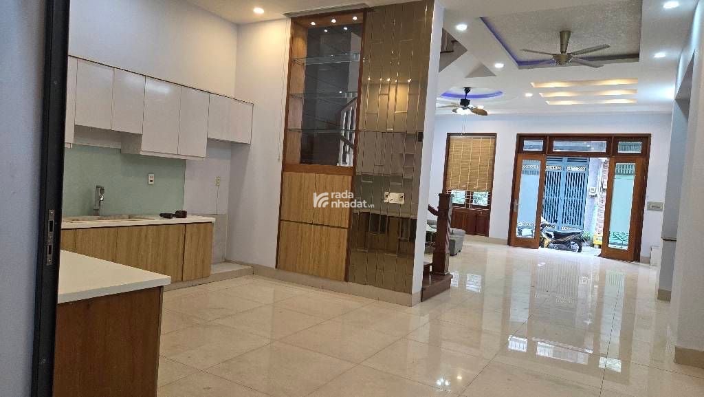 3 LẦU BỀ THẾ 6M X 14M, XE HƠI TRÁNH, CẠNH AEON TÂN PHÚ,