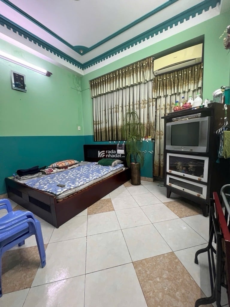 NGAY CẦU CHÀ VÀ- NHÀ MẶT TIỀN KINH DOANH- 5 TẦNG - BÌNH ĐÔNG-Q.8- DT: 70m2- 16 tỷ 5