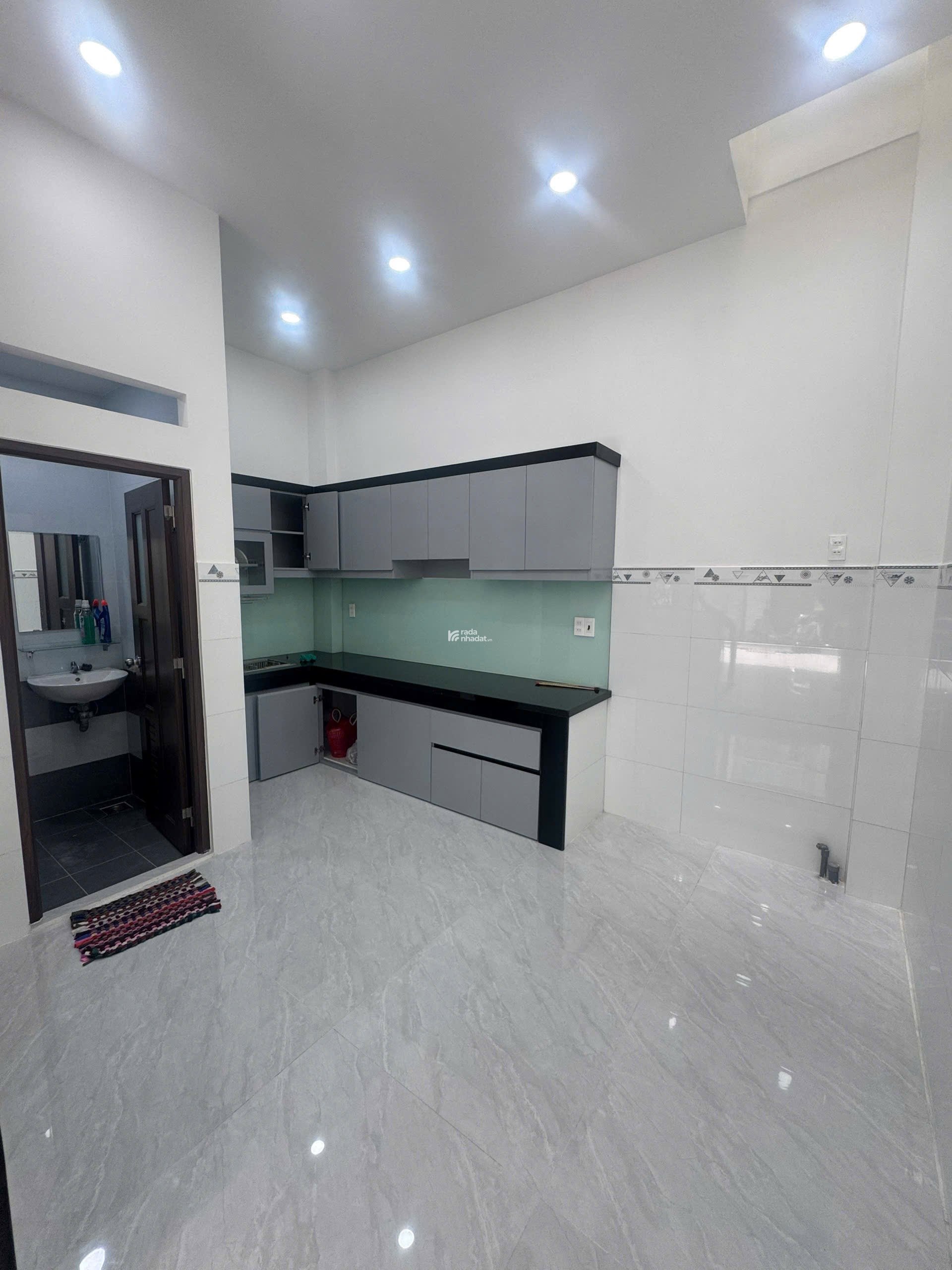 Nhà ngập cần thanh lý diện tích 41,7m2 giá 3tỷ9 đường Vườn Lài Phường Phú Thọ Hoà Quận Tân Phú