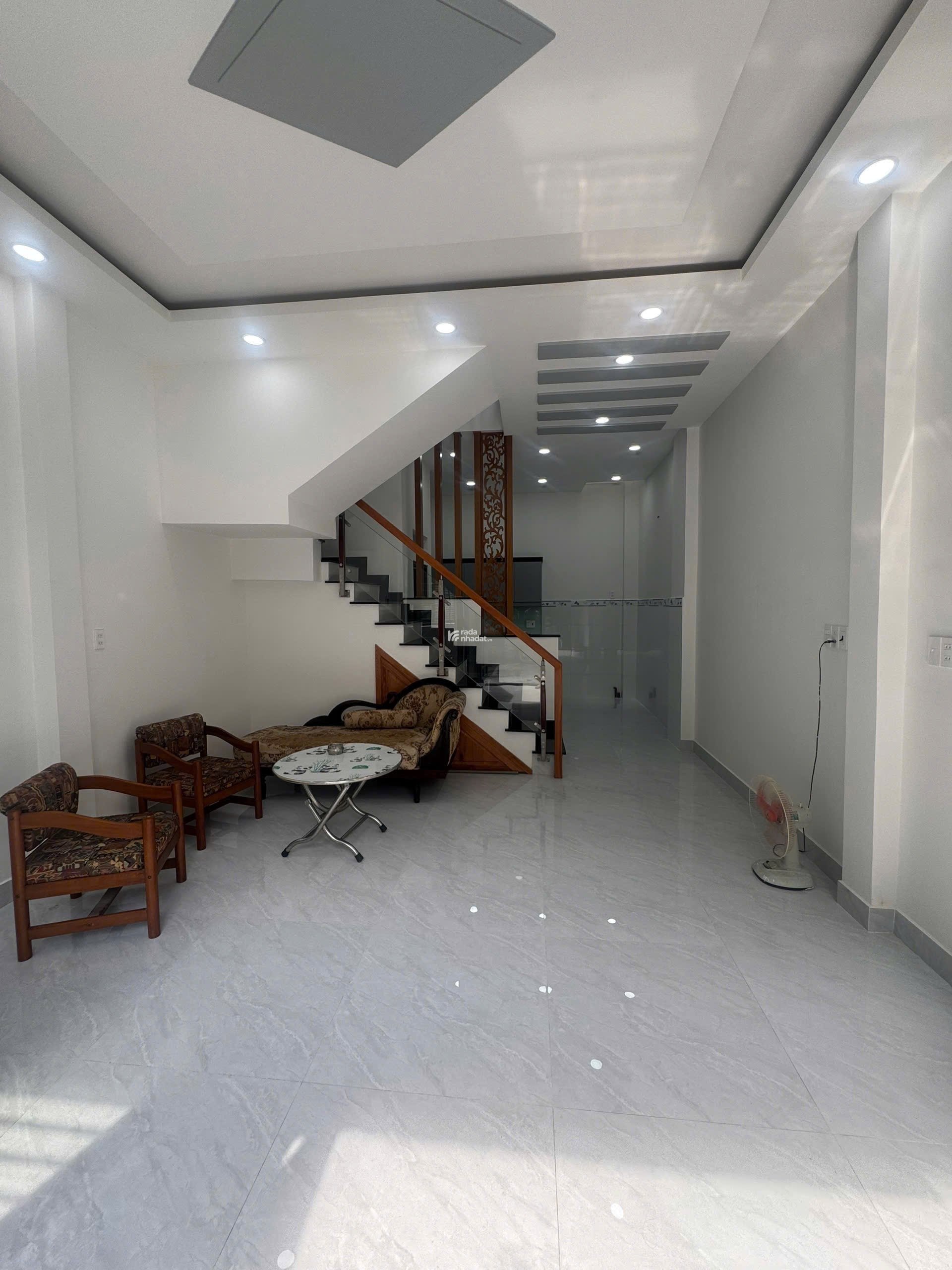 Nhà ngập cần thanh lý diện tích 41,7m2 giá 3tỷ9 đường Vườn Lài Phường Phú Thọ Hoà Quận Tân Phú