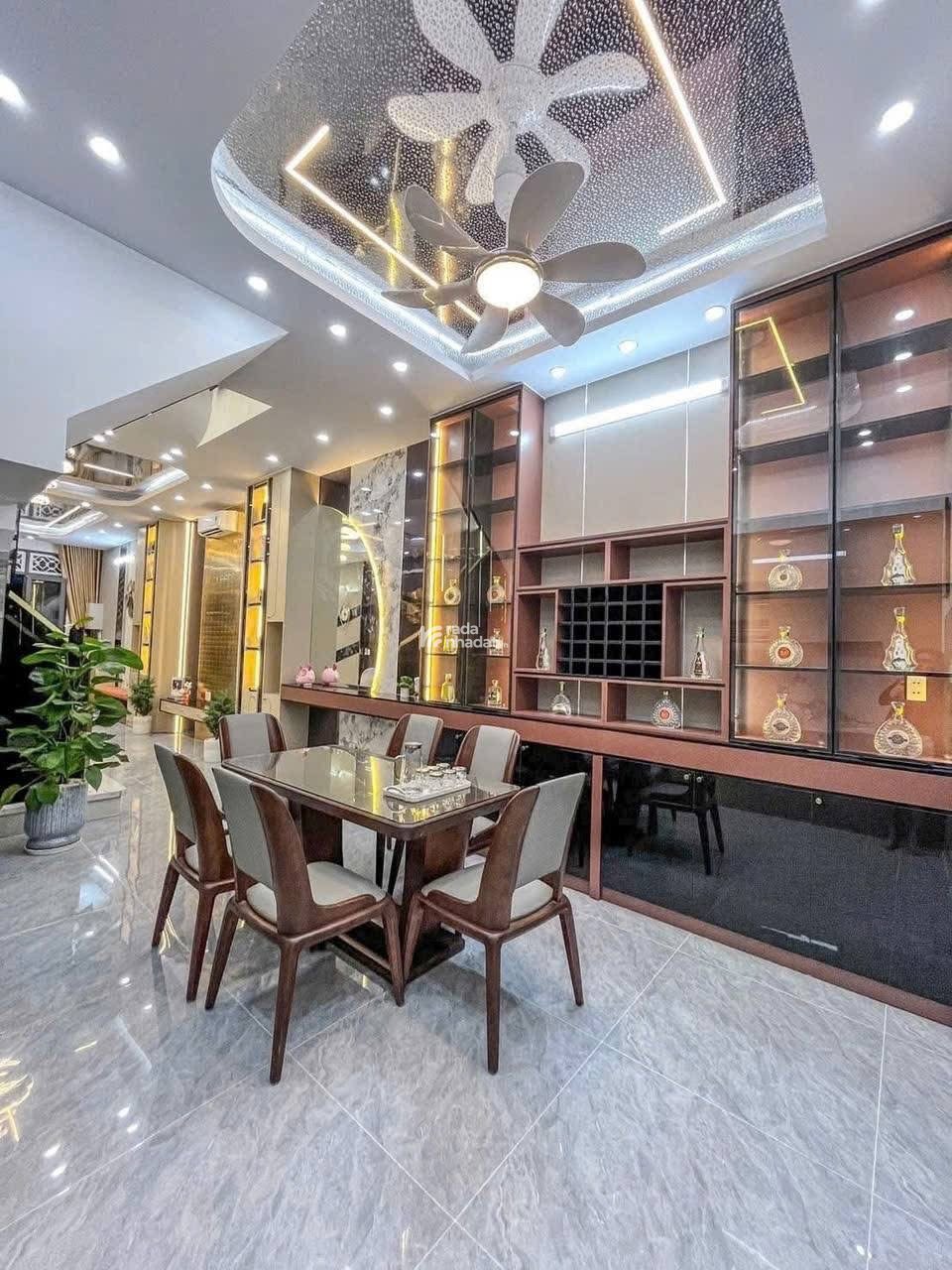 SOS!!! Cần bán gấp căn nhà giá 5tỷ290 đường Phan Xích Long, P1, Phú Nhuận.DT 4mx17m,hẻm xe hơi